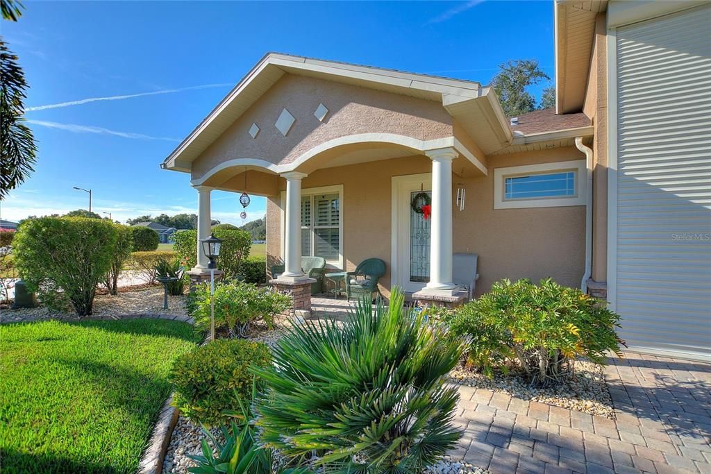 For Sale: $479,000 (2 beds, 1 baths, 1352 Square Feet)