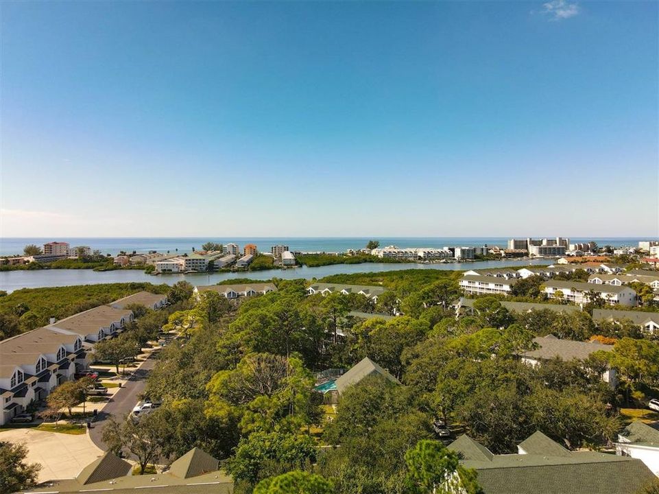 En Venta: $518,000 (3 camas, 4 baños, 2174 Pies cuadrados)