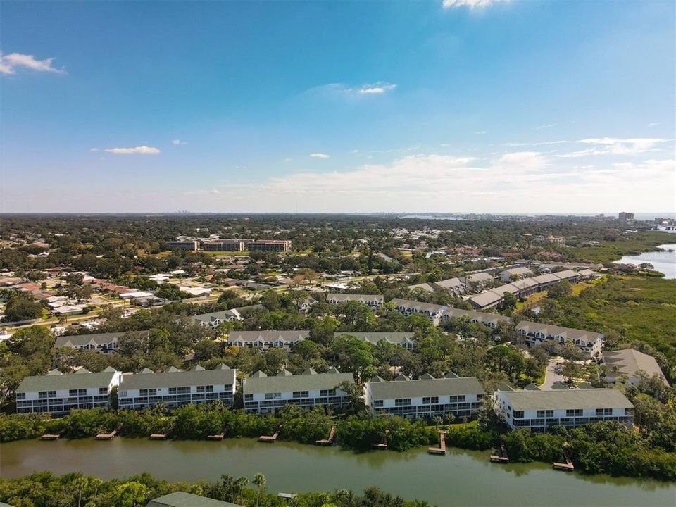 En Venta: $518,000 (3 camas, 4 baños, 2174 Pies cuadrados)