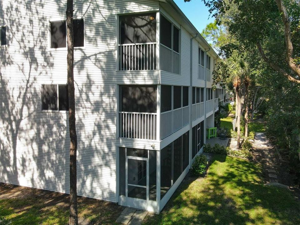 En Venta: $518,000 (3 camas, 4 baños, 2174 Pies cuadrados)