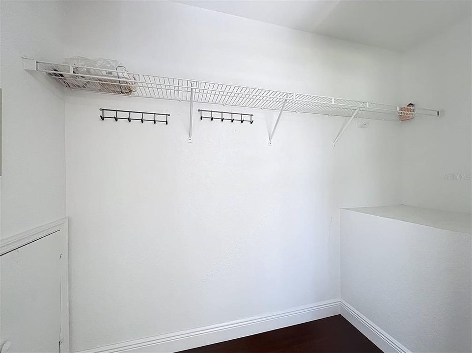 En Venta: $518,000 (3 camas, 4 baños, 2174 Pies cuadrados)