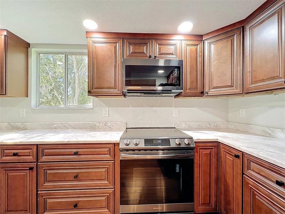 En Venta: $518,000 (3 camas, 4 baños, 2174 Pies cuadrados)