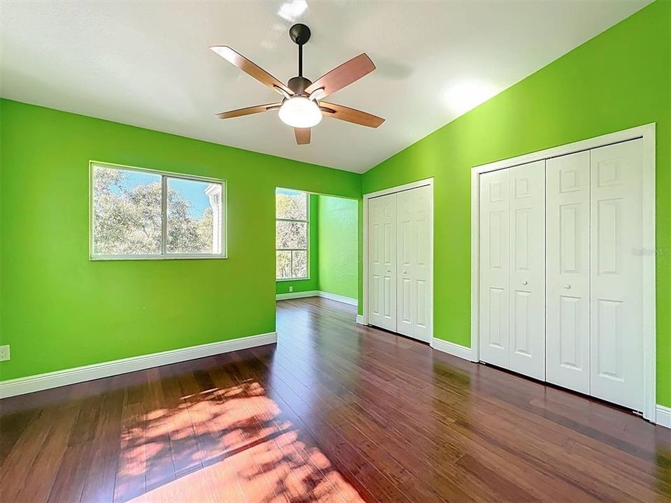 En Venta: $518,000 (3 camas, 4 baños, 2174 Pies cuadrados)