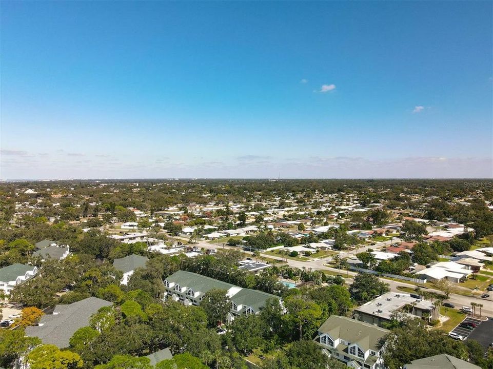 En Venta: $518,000 (3 camas, 4 baños, 2174 Pies cuadrados)