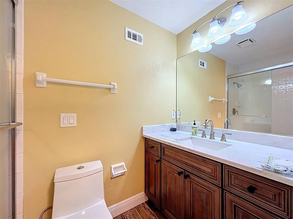 En Venta: $518,000 (3 camas, 4 baños, 2174 Pies cuadrados)