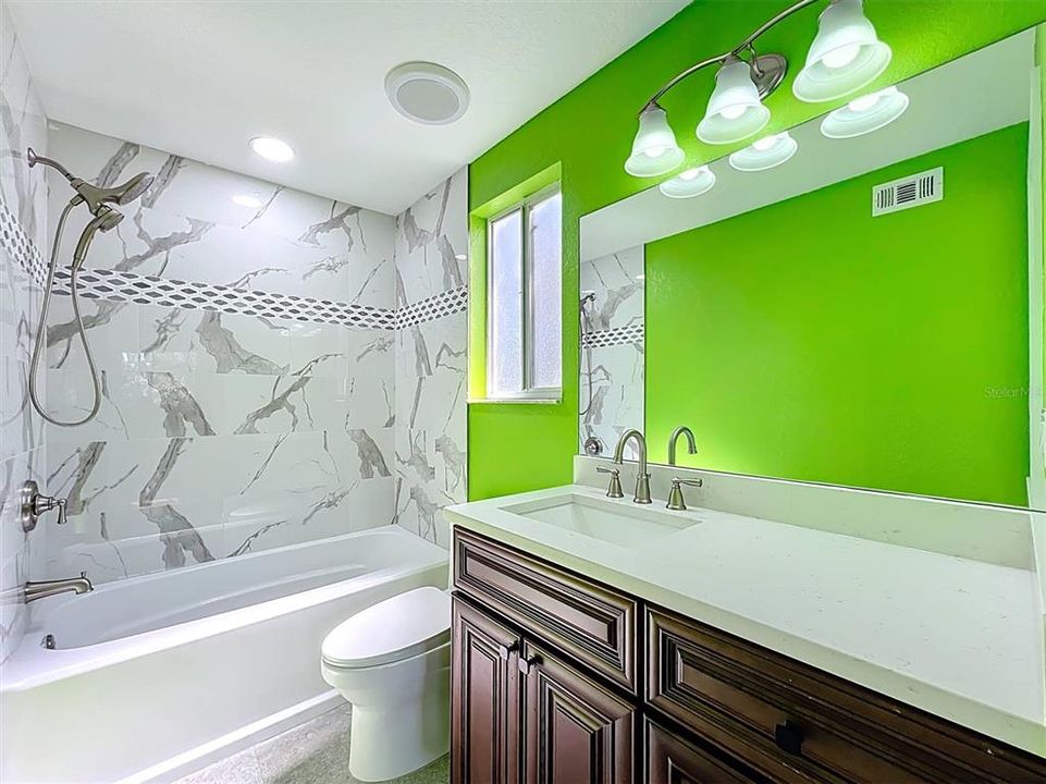 En Venta: $518,000 (3 camas, 4 baños, 2174 Pies cuadrados)