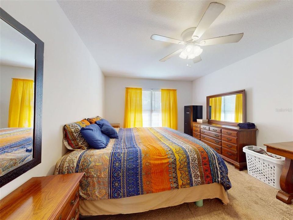 待售: $274,900 (3 贝兹, 2 浴室, 1105 平方英尺)