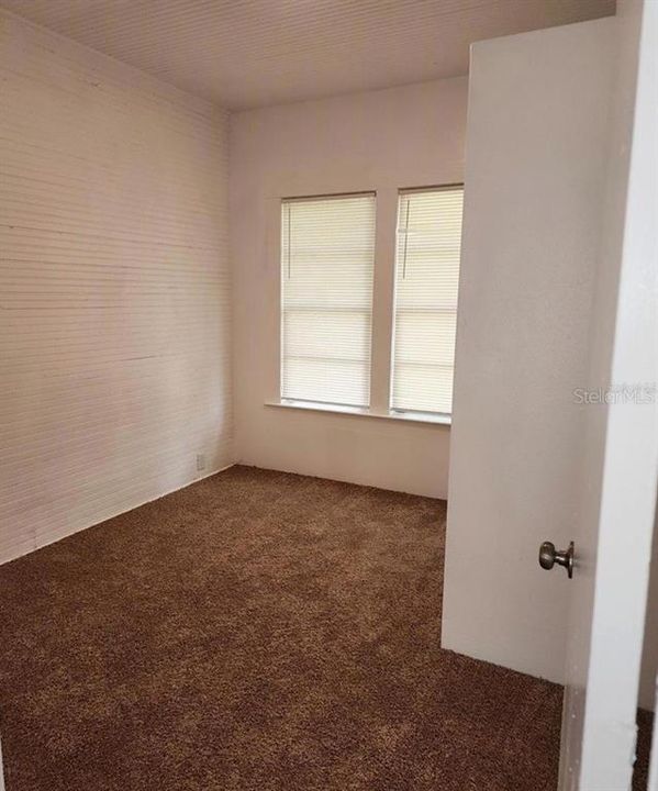 Activo con contrato: $225,000 (5 camas, 2 baños, 1380 Pies cuadrados)