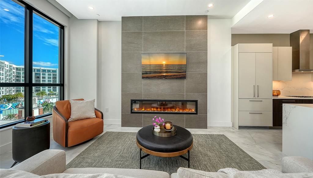 For Sale: $1,184,000 (2 beds, 2 baths, 1337 Square Feet)