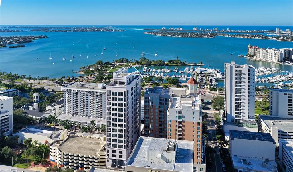 For Sale: $1,184,000 (2 beds, 2 baths, 1337 Square Feet)