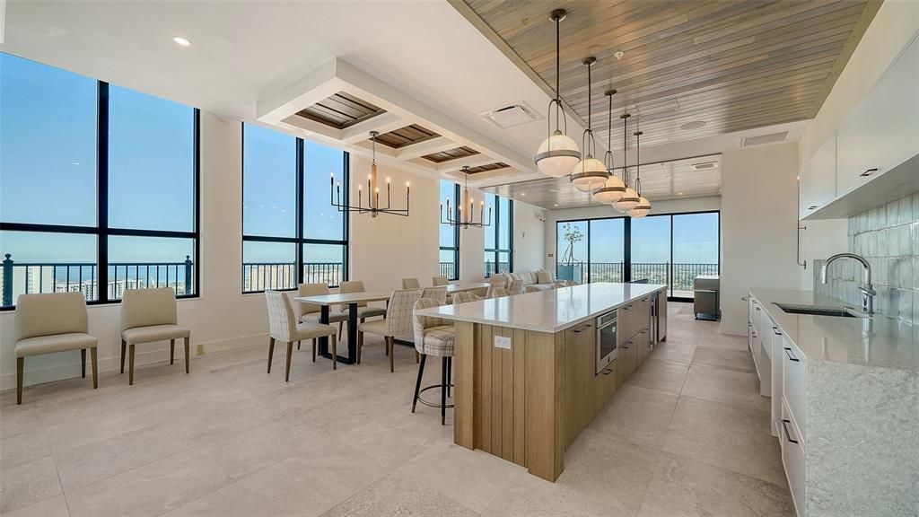 For Sale: $1,184,000 (2 beds, 2 baths, 1337 Square Feet)