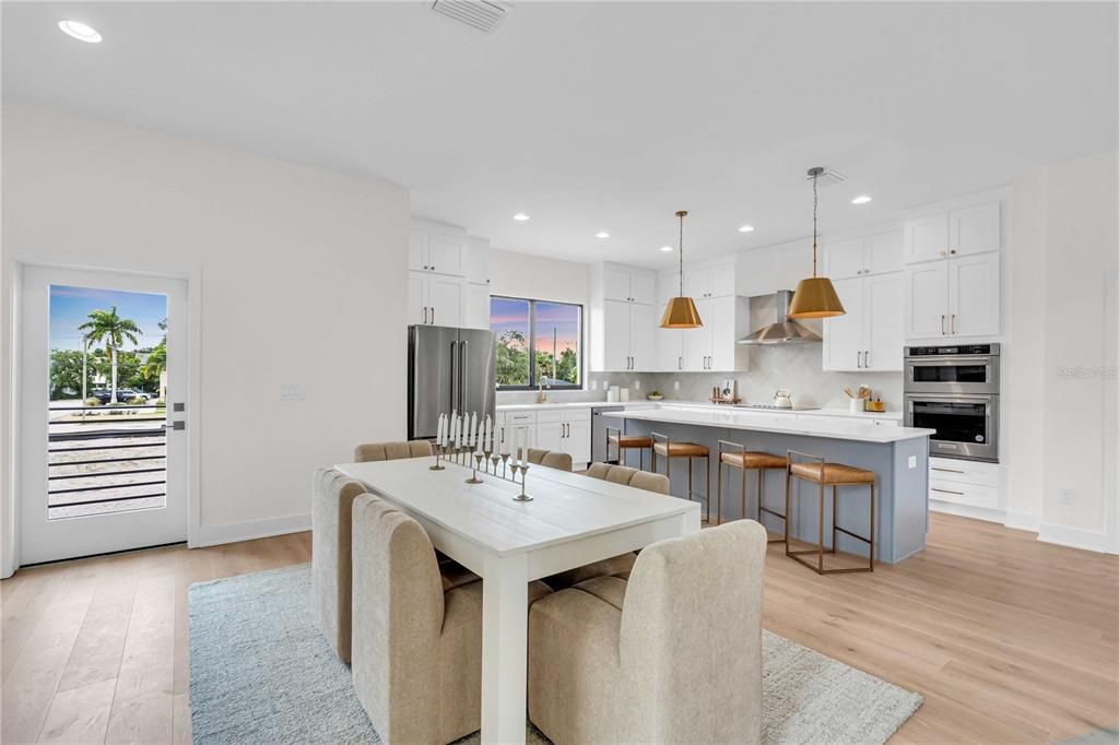 For Rent: $9,999 (4 beds, 3 baths, 3313 Square Feet)