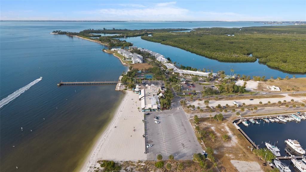 На продажу: $599,000 (3 спален, 2 ванн, 2591 Квадратных фут)