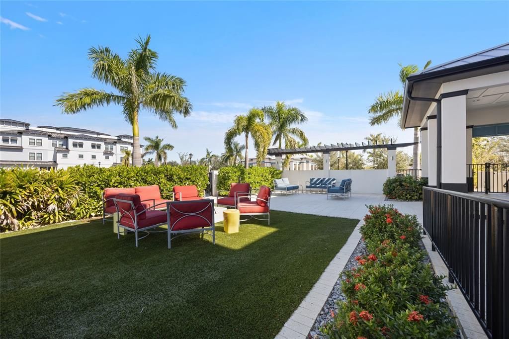 На продажу: $599,000 (3 спален, 2 ванн, 2591 Квадратных фут)