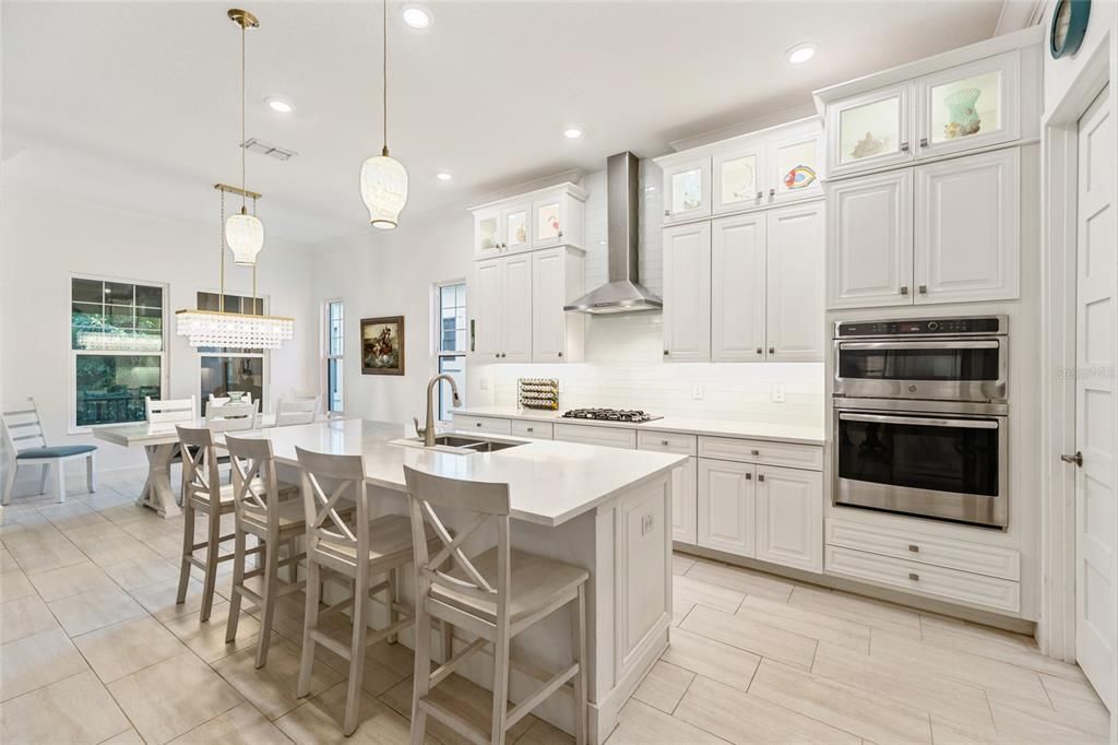 На продажу: $599,000 (3 спален, 2 ванн, 2591 Квадратных фут)