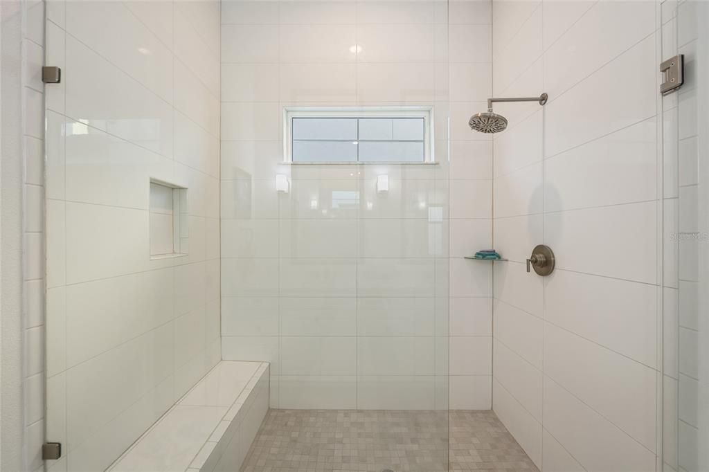 На продажу: $599,000 (3 спален, 2 ванн, 2591 Квадратных фут)