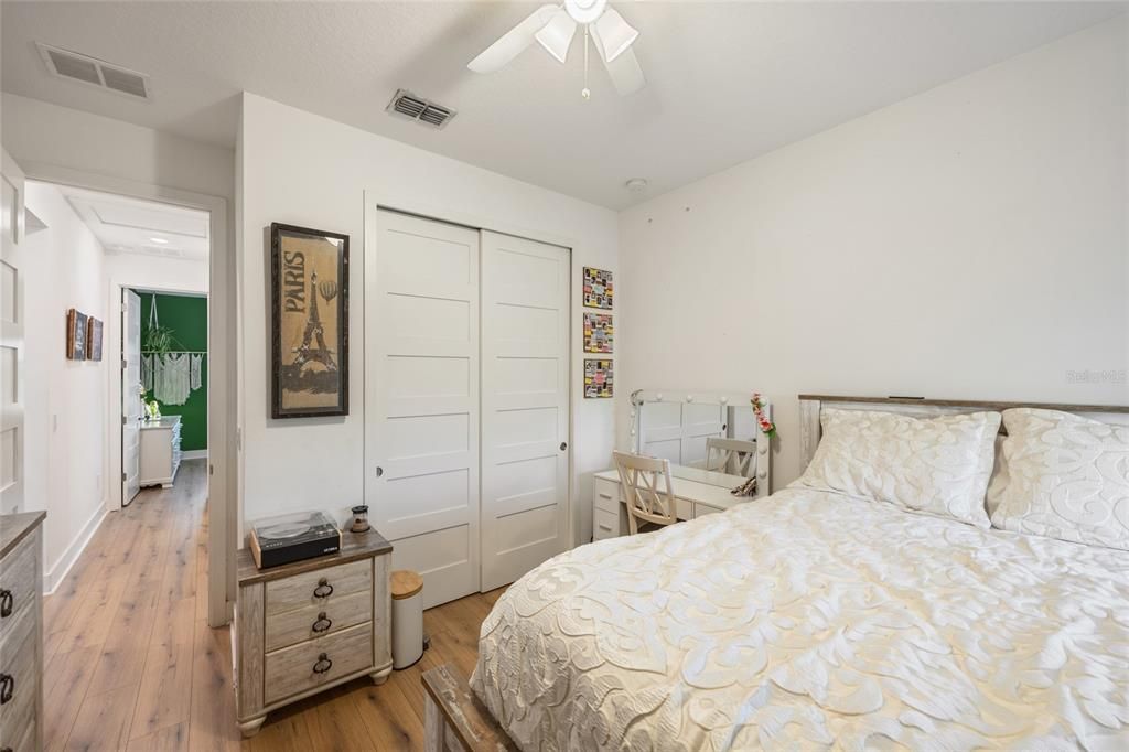 На продажу: $599,000 (3 спален, 2 ванн, 2591 Квадратных фут)