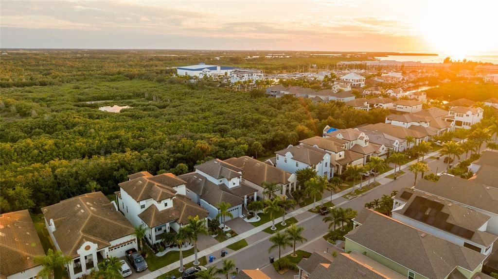 На продажу: $599,000 (3 спален, 2 ванн, 2591 Квадратных фут)