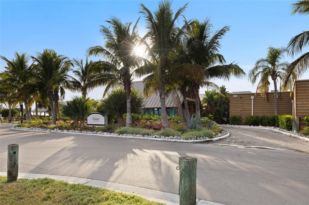 На продажу: $599,000 (3 спален, 2 ванн, 2591 Квадратных фут)