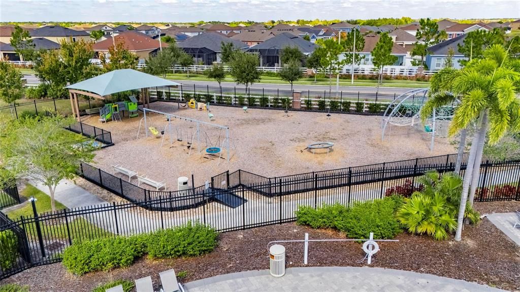 出租: $2,200 (4 贝兹, 2 浴室, 1612 平方英尺)