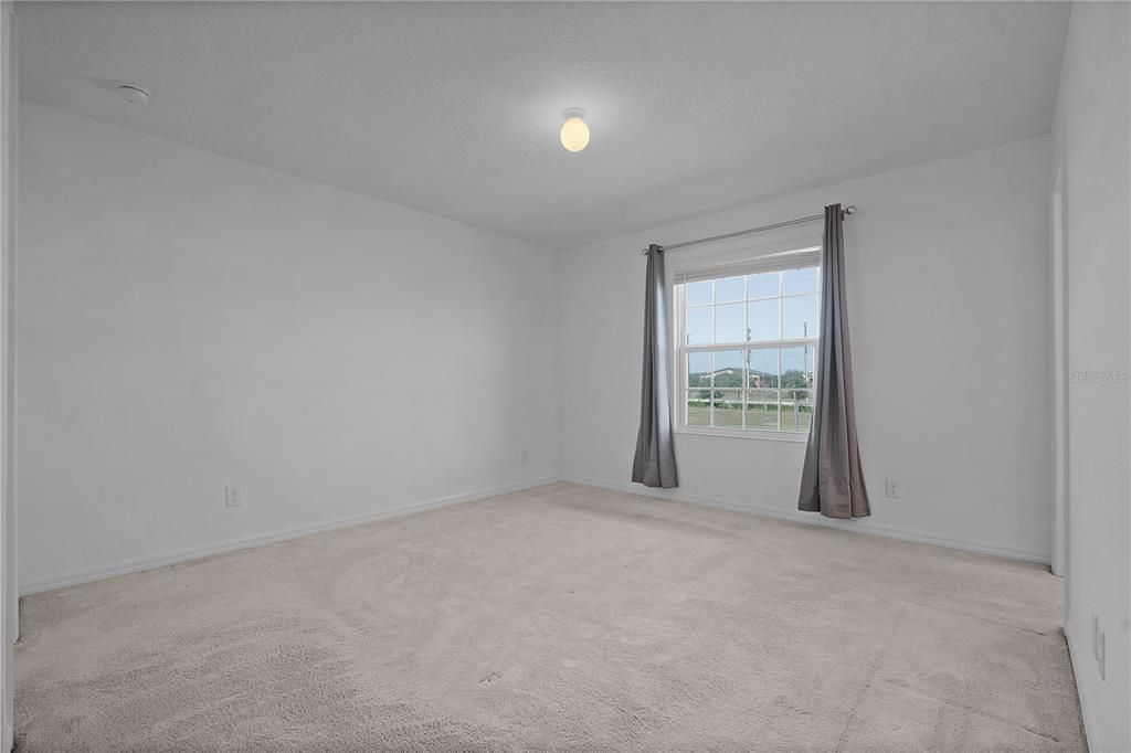 出租: $1,800 (3 贝兹, 2 浴室, 1689 平方英尺)