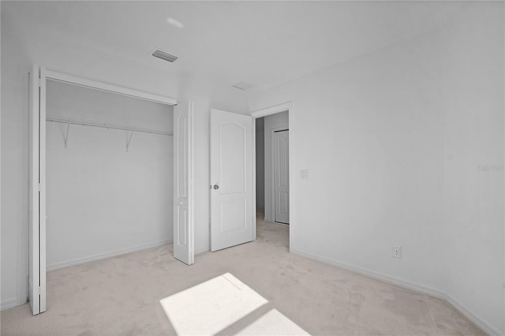 出租: $1,800 (3 贝兹, 2 浴室, 1689 平方英尺)