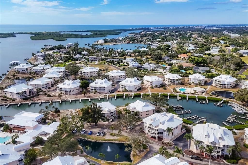 待售: $625,000 (2 贝兹, 2 浴室, 1675 平方英尺)