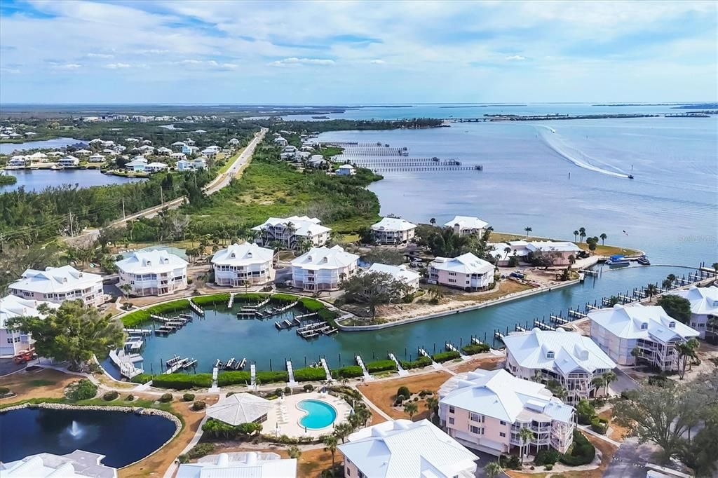 待售: $625,000 (2 贝兹, 2 浴室, 1675 平方英尺)