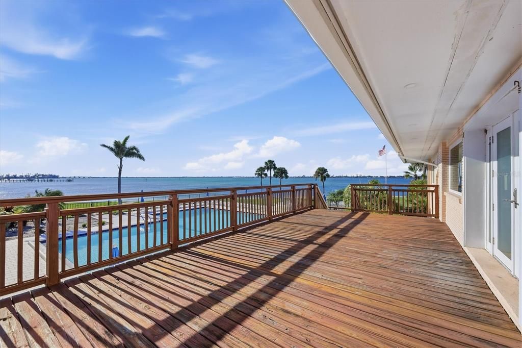 待售: $564,000 (2 贝兹, 2 浴室, 1675 平方英尺)