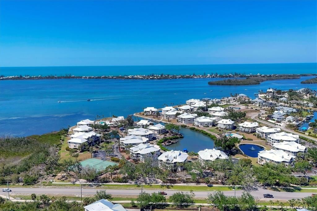 待售: $625,000 (2 贝兹, 2 浴室, 1675 平方英尺)