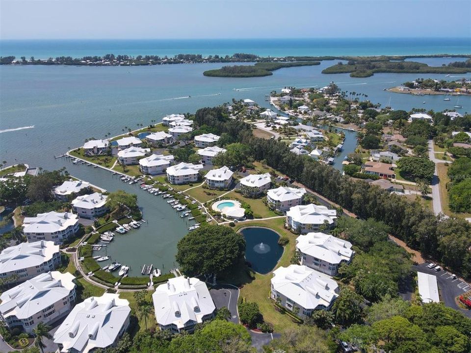 待售: $625,000 (2 贝兹, 2 浴室, 1675 平方英尺)