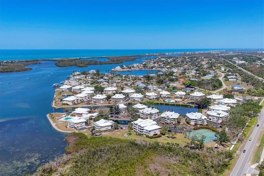 待售: $625,000 (2 贝兹, 2 浴室, 1675 平方英尺)