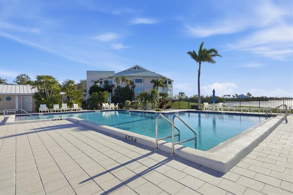 待售: $564,000 (2 贝兹, 2 浴室, 1675 平方英尺)