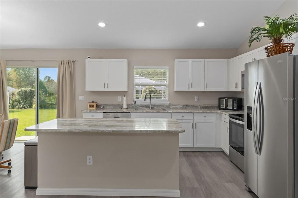 Active With Contract: $249,000 (3 beds, 2 baths, 1283 Square Feet)