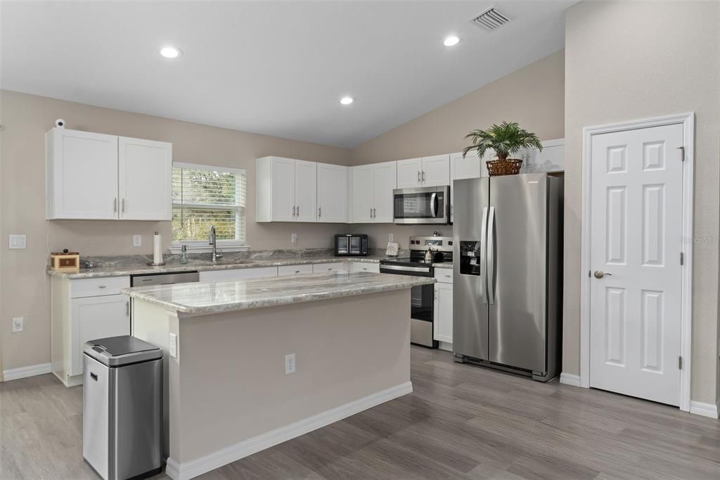 Active With Contract: $249,000 (3 beds, 2 baths, 1283 Square Feet)