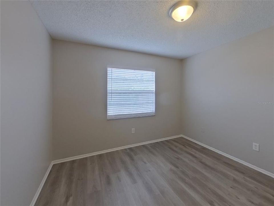 Под контрактом: $2,009 (3 спален, 2 ванн, 1208 Квадратных фут)