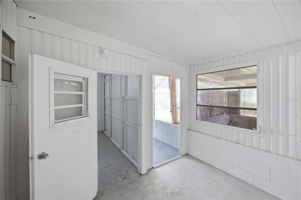 待售: $119,000 (2 贝兹, 2 浴室, 768 平方英尺)