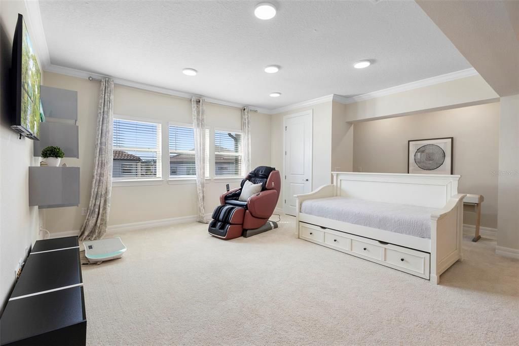 For Rent: $7,500 (5 beds, 4 baths, 4205 Square Feet)