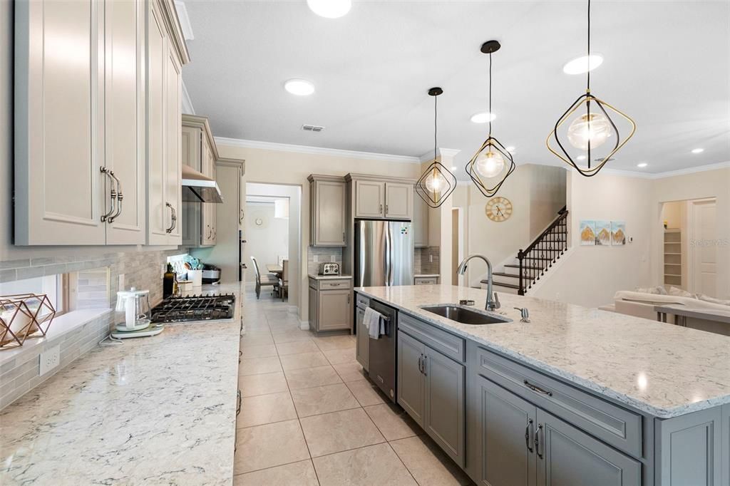 For Rent: $7,500 (5 beds, 4 baths, 4205 Square Feet)