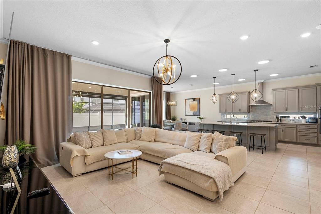 For Rent: $7,500 (5 beds, 4 baths, 4205 Square Feet)