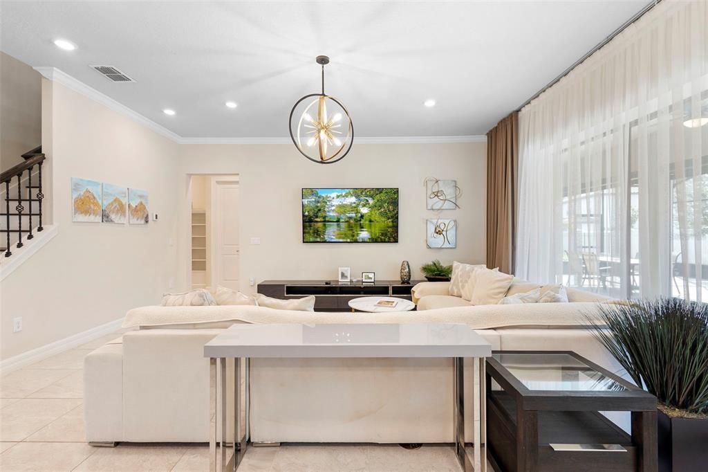 For Rent: $7,500 (5 beds, 4 baths, 4205 Square Feet)