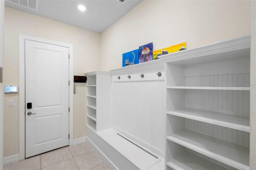 For Rent: $7,500 (5 beds, 4 baths, 4205 Square Feet)