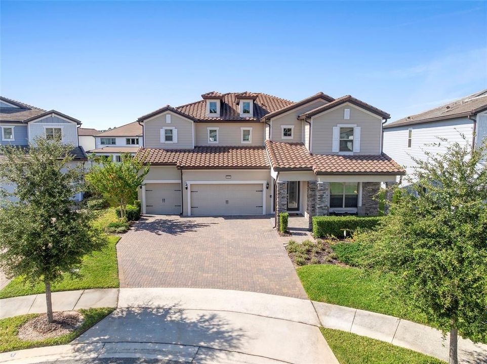 For Rent: $7,500 (5 beds, 4 baths, 4205 Square Feet)