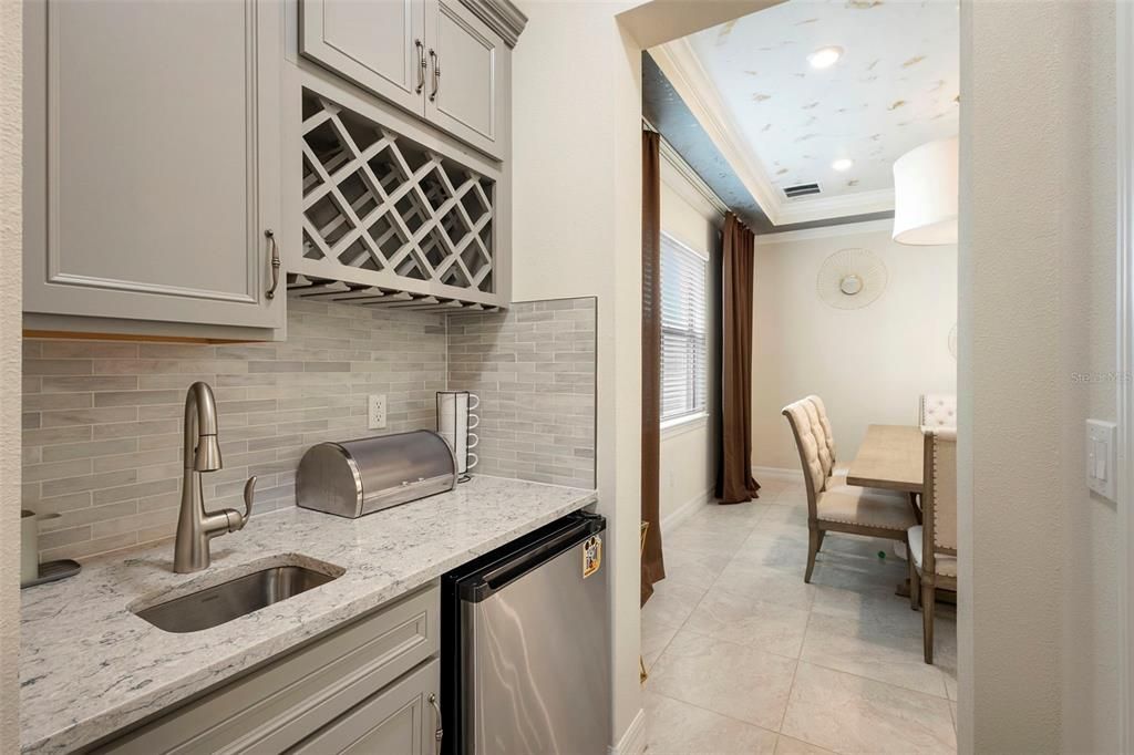 For Rent: $7,500 (5 beds, 4 baths, 4205 Square Feet)