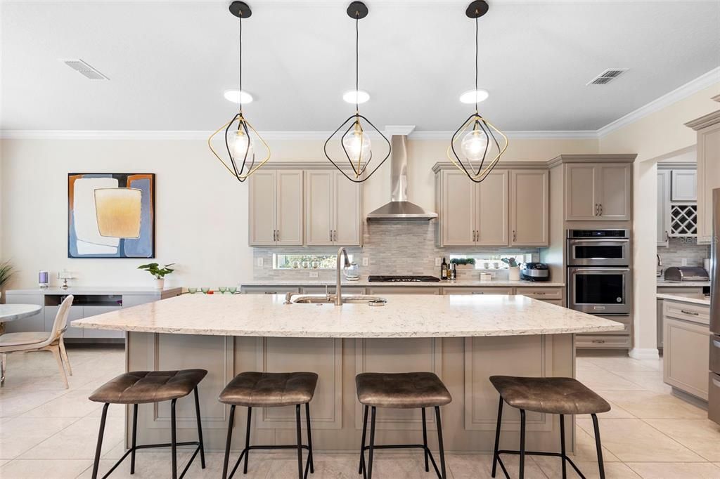 For Rent: $7,500 (5 beds, 4 baths, 4205 Square Feet)