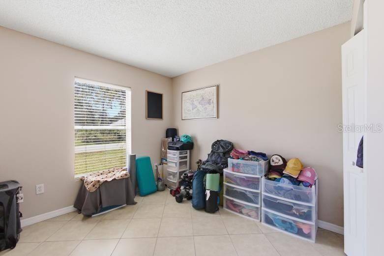 En Venta: $310,000 (3 camas, 2 baños, 1260 Pies cuadrados)