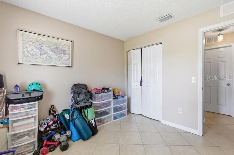 En Venta: $310,000 (3 camas, 2 baños, 1260 Pies cuadrados)