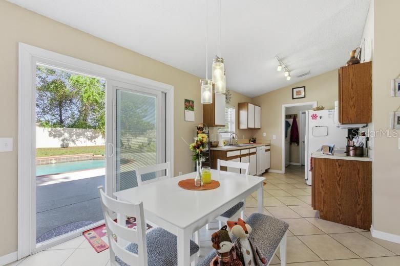 En Venta: $310,000 (3 camas, 2 baños, 1260 Pies cuadrados)