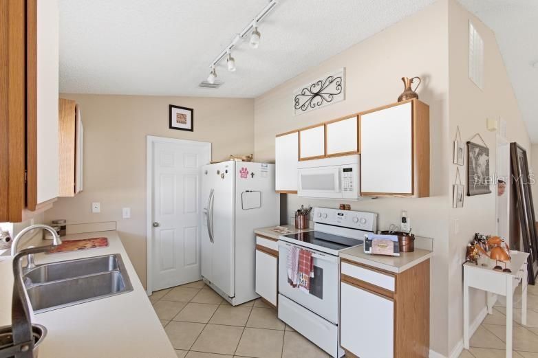 En Venta: $310,000 (3 camas, 2 baños, 1260 Pies cuadrados)