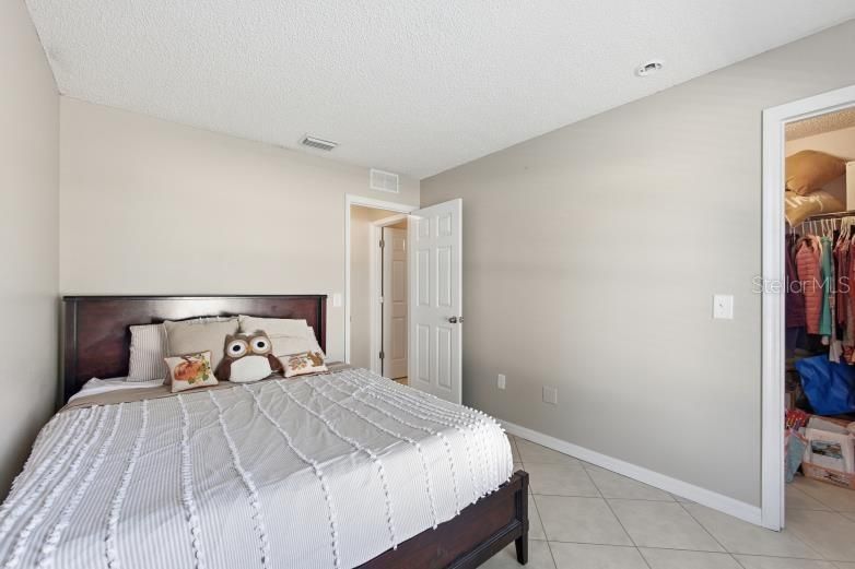 En Venta: $310,000 (3 camas, 2 baños, 1260 Pies cuadrados)